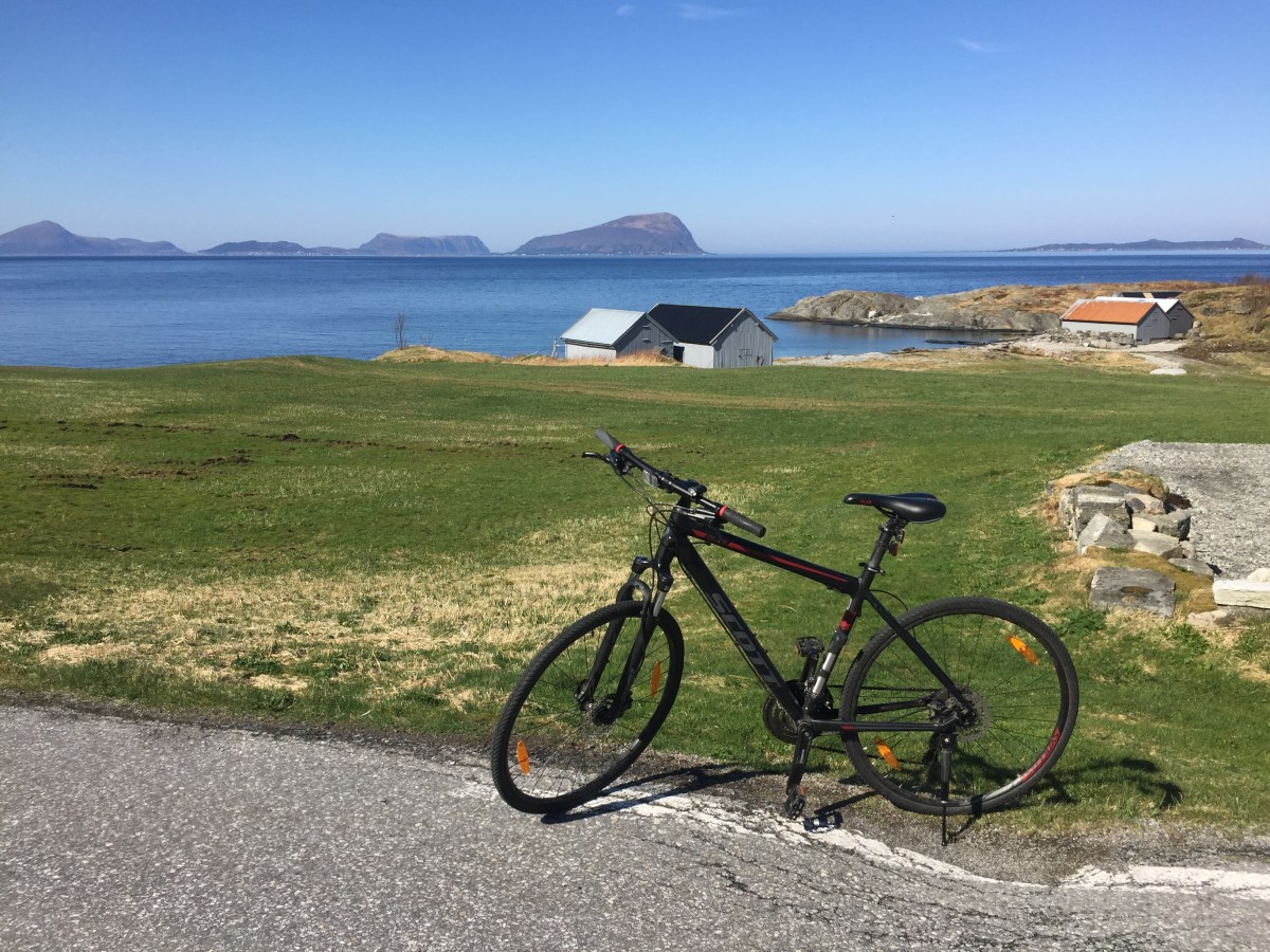 Ålesund to Brattvåg and Hamnsund&nbsp;(roundtrip)