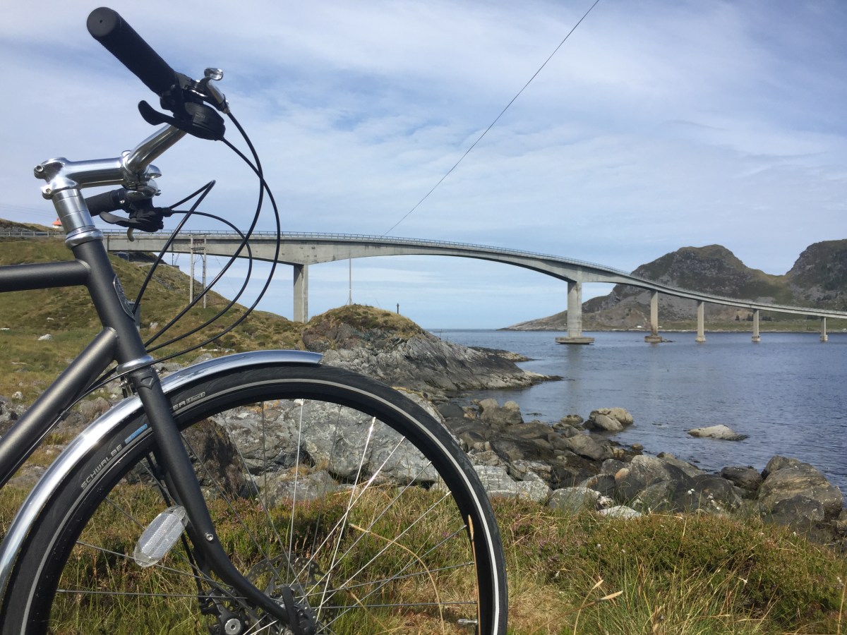 Ålesund to Runde with boat and&nbsp;bike